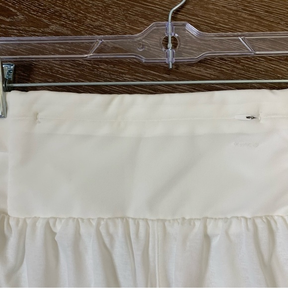 FP Movement White Tempo Light as Air Run Shorts L NWT - Picture 4 of 9